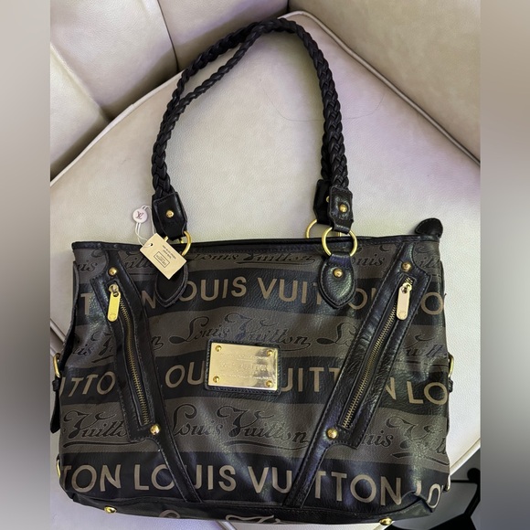 Louis Vuitton inventeur- light brown and dark brown. In good condition like new - Picture 2 of 5